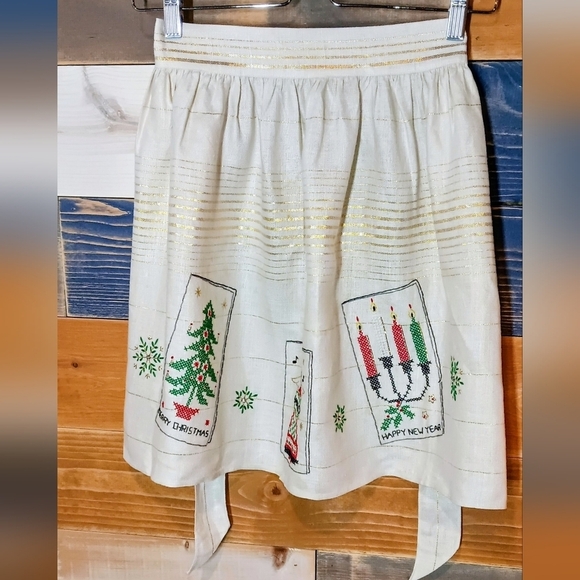 Vintage Other - Vintage Holiday Cross Stitch Apron